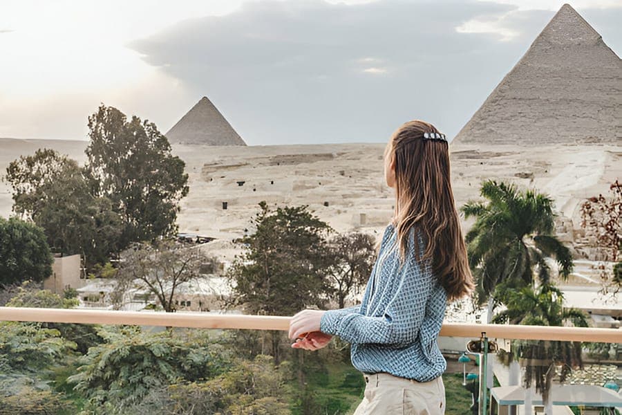 Luxury Tour to Pyramids of Giza